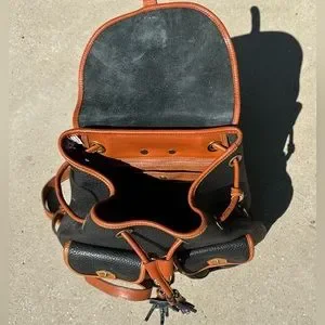 Dooney & Bourke | Bags | Vintage Dooney Bourke Canyon All  display picture 2